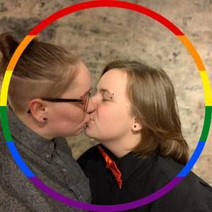 Meet your Posher, Caroline